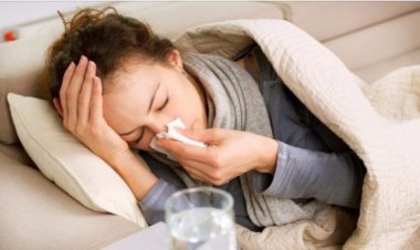 Sudoración nocturna, dolor de cabeza y garganta son los nuevos síntomas del Covid