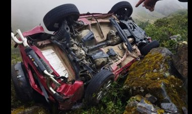 Al menos cuatro personas pierden la vida en un embarrancamiento en Pongo