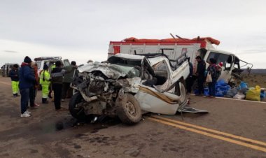 Cuatro muertos en un choque frontal en la carretera Camargo-Potosí
