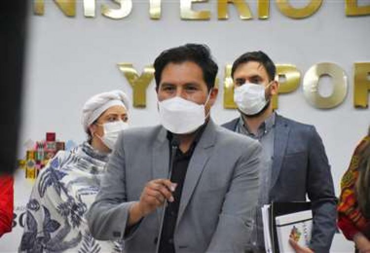 Gobierno suspende la exigencia del carnet de vacuna contra el covid hasta el 26 de enero