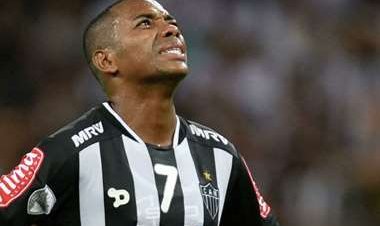 Italia emite orden internacional de captura contra Robinho por violación en grupo