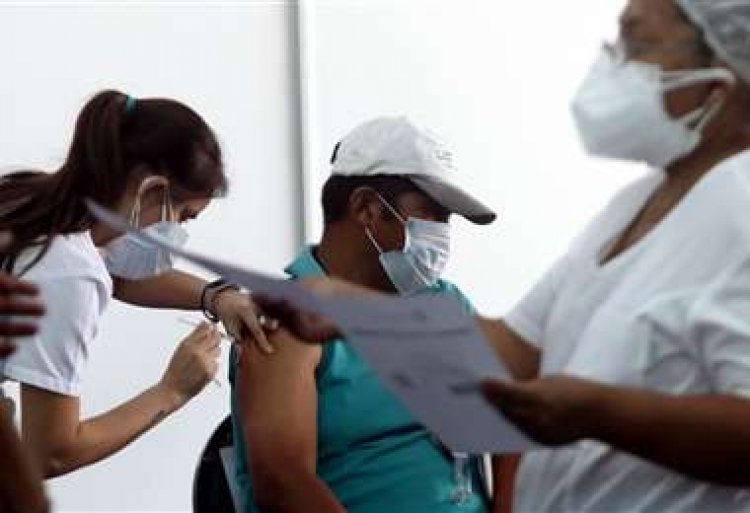 Por cinco semanas consecutivas: los casos de Covid-19 bajan un 48% en Bolivia