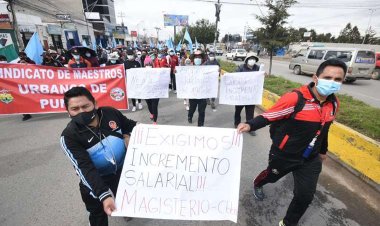 Se inicia la 'gran marcha' de maestros que exige más presupuesto e ítems