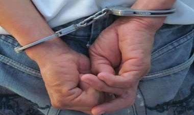 Aprehenden a presunto violador serial que agredía a mujeres que abordaban su taxi