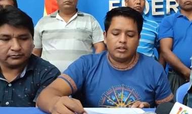 Evo y los cocaleros dan ultimátum a ministro Del Castillo; dicen que es "operador de la derecha"