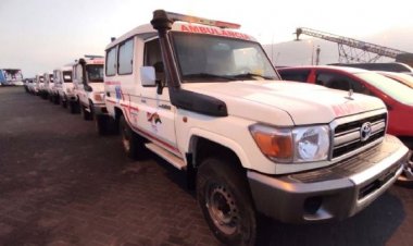 Con logo y wiphala, ambulancias fantasmas que buscó comprar Potosí ya están en Iquique