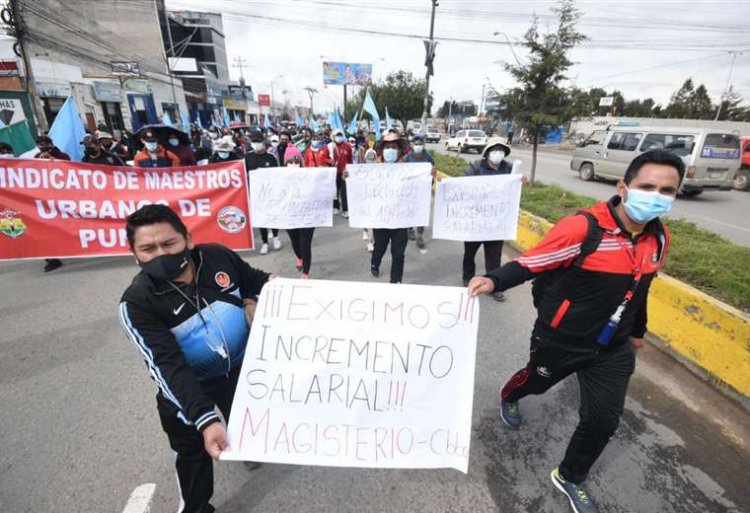 Se inicia la 'gran marcha' de maestros que exige más presupuesto e ítems
