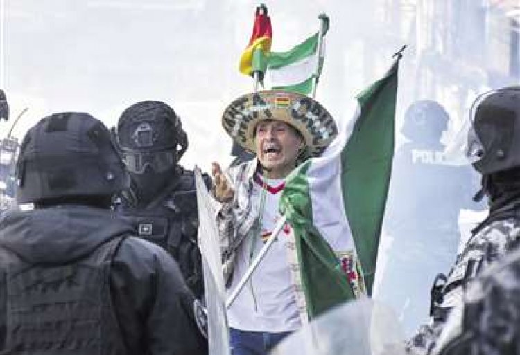 Maestros piden que el ministro Pary dé un paso al costado si es “incapaz” de atender sus demandas