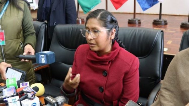 Copa dice que Quintana opera desde Senkata y que Wilma Alanoca negó condecoración para Arce