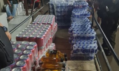 Destapan comercio de cerveza y drogas en Palmasola; Gobierno investiga a custodios