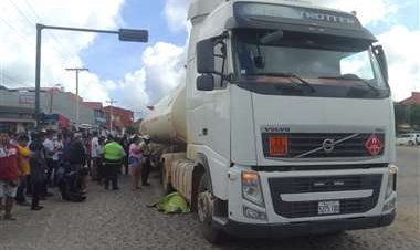 Una joven de 24 años sale con su novio a cobrar un dinero y muere en un accidente