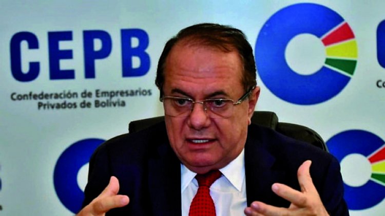 Gobierno confirma incremento salarial y habla con empresarios