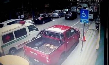 Vestido como médico, delincuente roba Bs 396 mil al chofer de una ambulancia