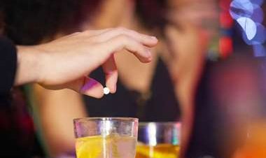 Dos estudiantes denuncian haber sido dopadas y abusadas por un docente y un decano de la Uagrm