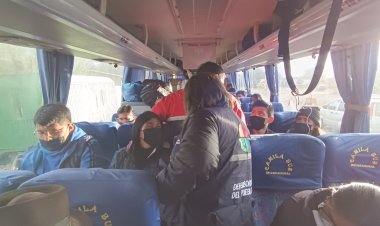 Menores de edad y sus familias suspenden sus viajes por no portar una autorización de viaje