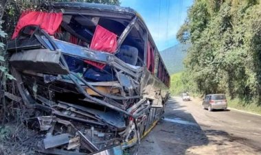 Bus choca en el sector de Locotal y deja un muerto y más de una decena de heridos