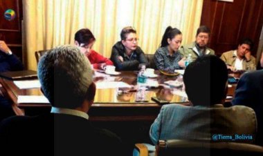 Rivero admite que chateó con Tuto tras la renuncia de Evo en 2019