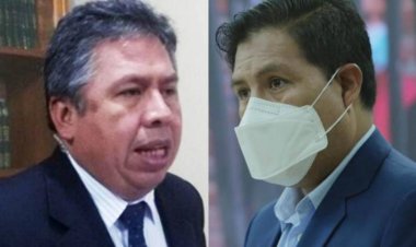 Médicos filtran audio para denunciar plan de Auza contra Larrea: “Hay que ningunearlo”