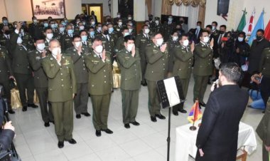 Del Castillo posesiona a 8 nuevos comandantes departamentales de la Policía