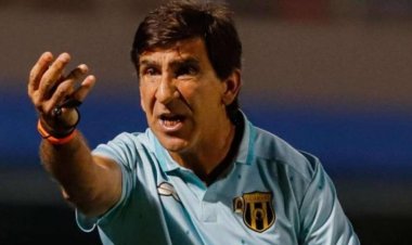 Costas, elegido entre 128 técnicos y con condiciones similares a las de Farías