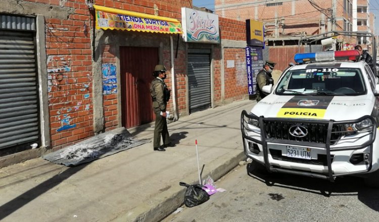 Falleció una mujer aparentemente intoxicada por el humo de una mesa de ofrenda