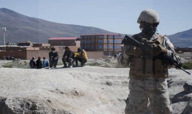 Hospitalizan a migrante venezolano que cayó en la zanja que divide a Bolivia y Chile