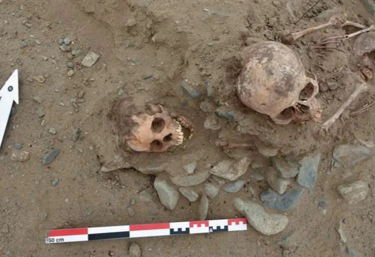 Descubren tumbas de 76 niños sacrificados en rituales del Antiguo Perú