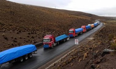 Transporte pesado amenaza con cerrar las fronteras