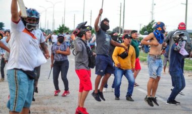 MAS moviliza a campesinos, transporte y gremiales; pide la renuncia de Camacho
