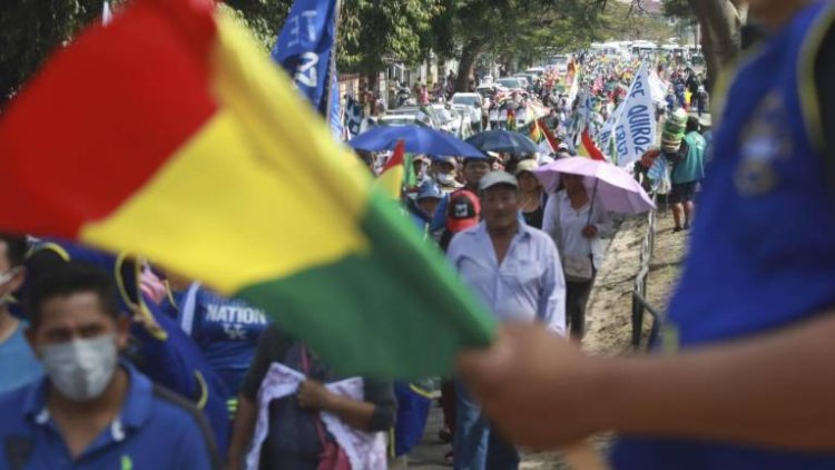 Sube la tensión por Santa Cruz, Policía alista su plan y aún no aparece el diálogo