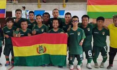 La selección boliviana de talla baja perdió en semifinales de la Copa Intercontinental