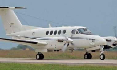 Santa Cruz: La FELCN encuentra un avión abandonado en un aeropuerto clandestino