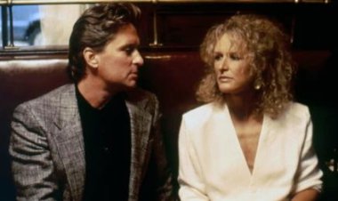 La película que provocó el divorcio de Glenn Close y la adicción sexual de Michael Douglas