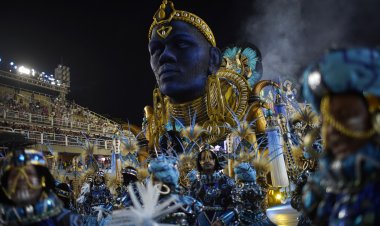 El Carnaval de Rio recupera el sabor de la libertad
