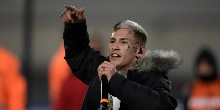 Detienen al cantante de cumbia L-Gante y allanan sus propiedades en Argentina