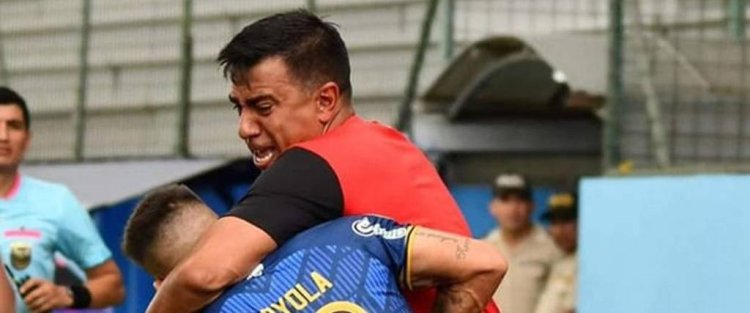 César Farías es sancionado con un año de suspensión por agredir a jugadores en Ecuador