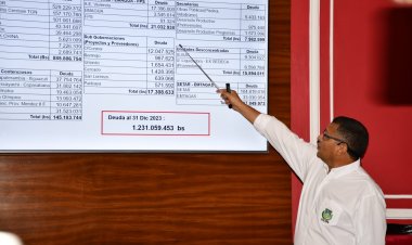 Gobernador Oscar Montes destaca la gestión de recursos en la Audiencia de Rendición Pública de Cuentas