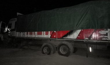 En operativo Aduanero el CEO-LCC comisó 500 sacos de granos, 180 litros de diésel y dos camiones