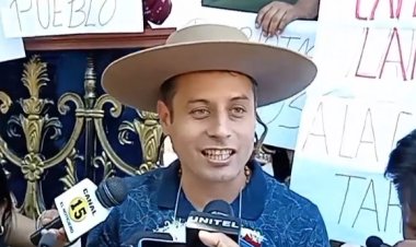 El capitán de policía Edman Lara, llego a Tarija para presentar su Proyecto Político.