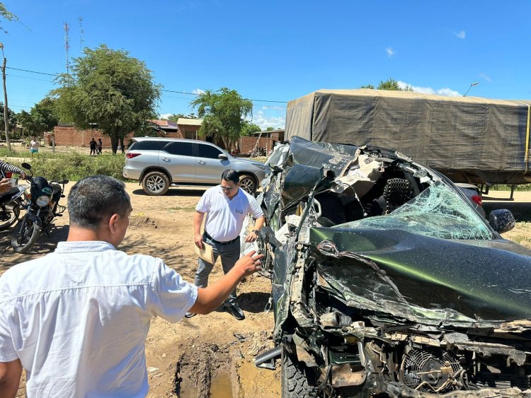 FISCALÍA INSPECCIONA LA ZONA DONDE PERDIERON LA VIDA EL VICEMINISTRO DE TRANSPORTE Y UNA PERSONA PARTICULAR, EXISTEN PERSONAS APREHENDIDAS