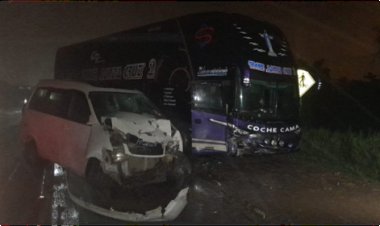 Colisión frontal en Yacuiba deja cuatro heridos de gravedad