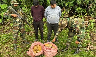 Un Nuevo Operativo Permite Aprehender a Dos Personas con 40 Paquetes de Cocaína en Cochabamba