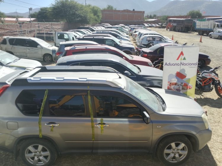 Aduana Nacional comisa 66 vehículos indocumentados valuados en Bs 6.8 millones en Tarija