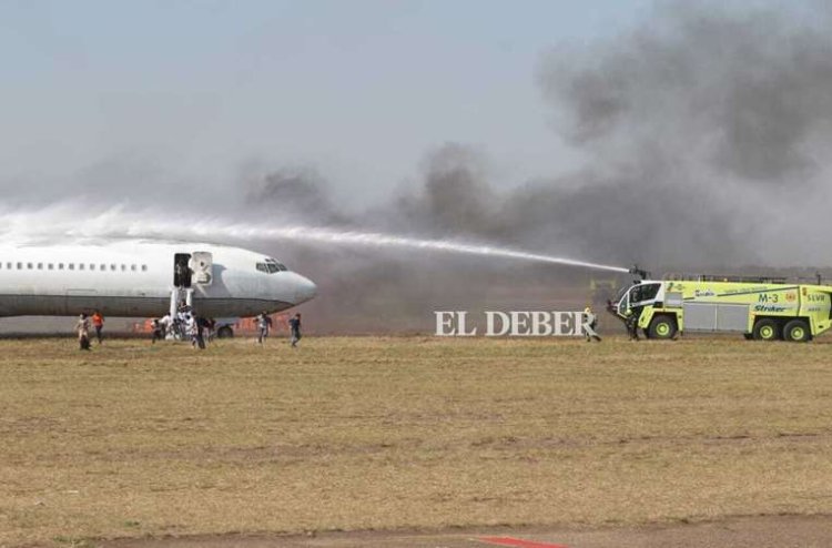 Simulacro de Accidente Aéreo en el Aeropuerto Viru Viru en Santa Cruz