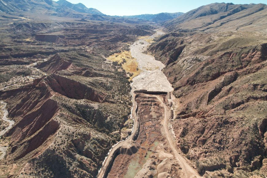 Gobernación de Tarija denuncia actividad minera que contaminó el río San Juan del Oro y afectó a 26 comunidades