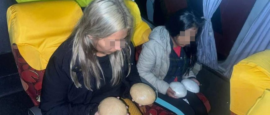Mujeres detenidas por transportar cocaína adherida a sus cuerpos en Santa Cruz