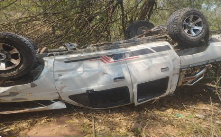 El Embarrancamiento de un vehículo en Caraparí – Tarija, dejó un fallecido y dos heridos