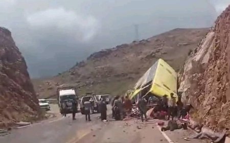 Fiscalía de Potosí Moviliza Equipo para Investigar Accidente del bus que dejo varios fallecidos