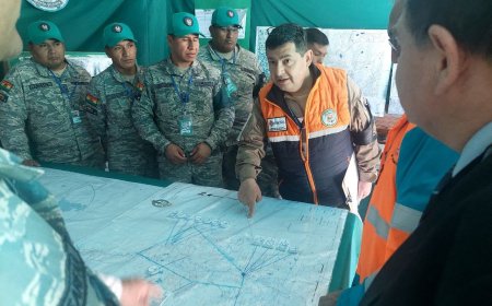 La Armada Boliviana Inicia Operaciones Para Luchar Contra Incendios Forestales