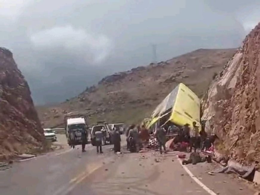 Fiscalía de Potosí Moviliza Equipo para Investigar Accidente del bus que dejo varios fallecidos